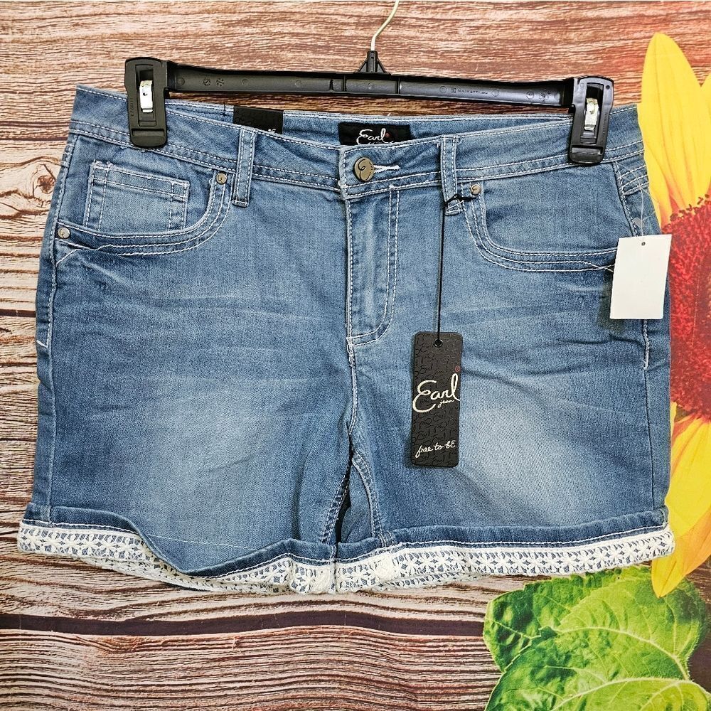 Earl shorts women's 10 lt wash cuffed NWT
